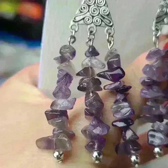 Silver tone amethyst vintage earrings - Picture 10 of 12